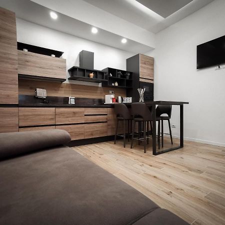 L Arche Comfort & Relax Brown Home Di Via Varesina Mediolan Zewnętrze zdjęcie